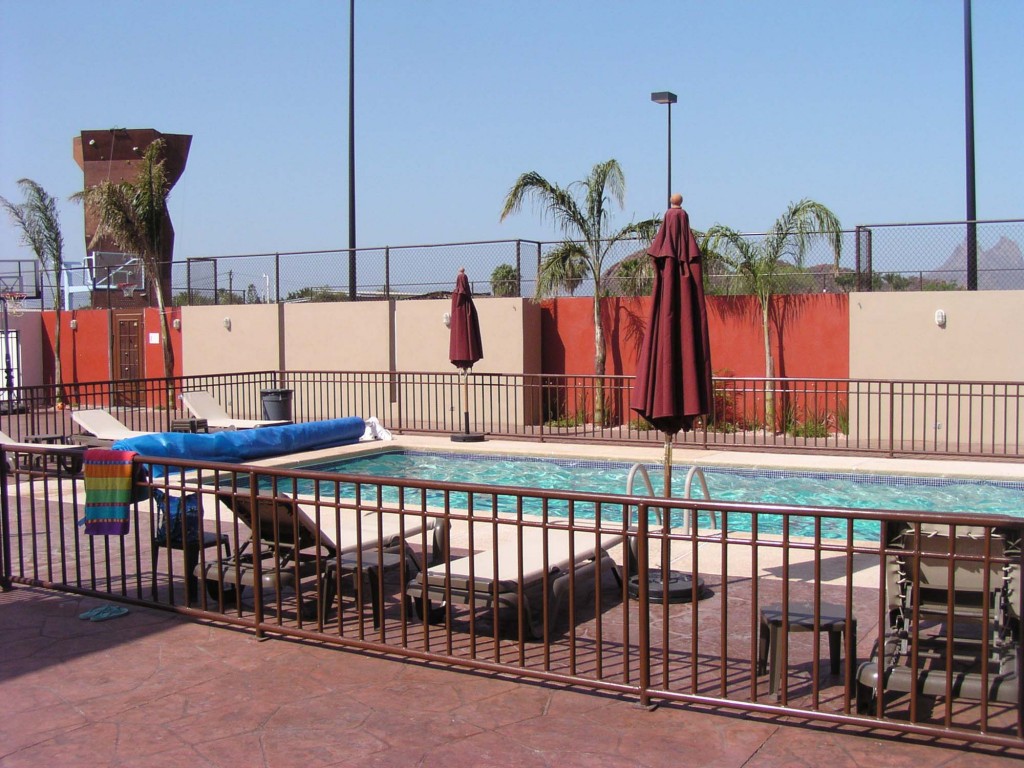 san carlos community pool